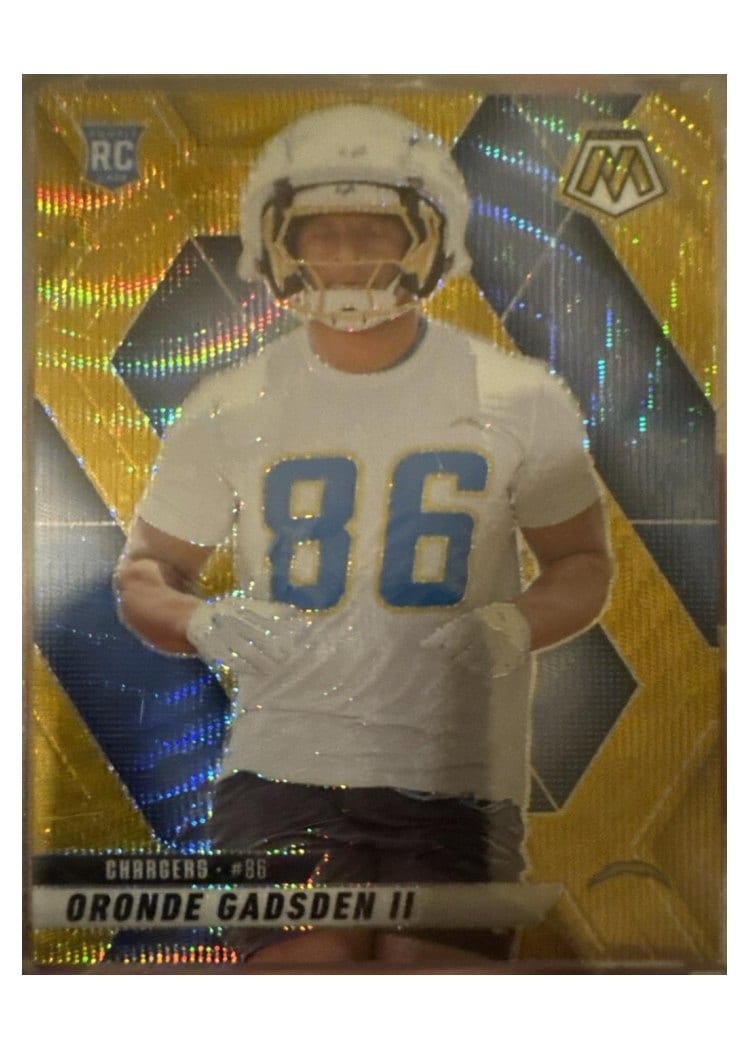2025 Panini Mosaic Base Set Oronde Gadsden II Gold Wave #374 card