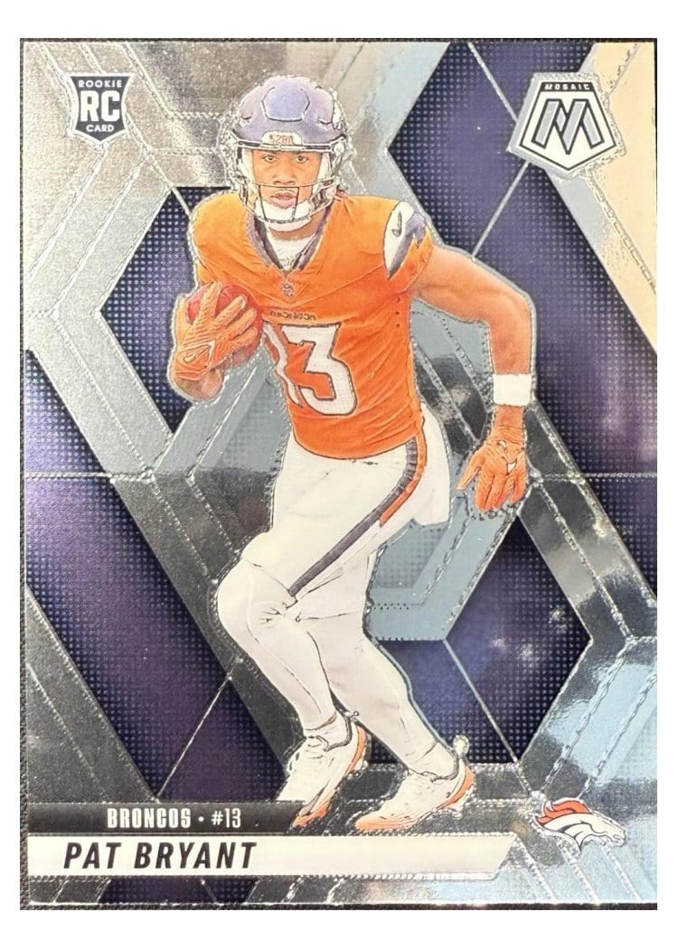 2025 Panini Mosaic Base Set Pat Bryant #379 card