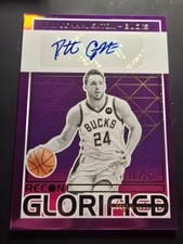2021-22 Panini Recon Glorified Signatures Pat Connaughton #GS-PAT card