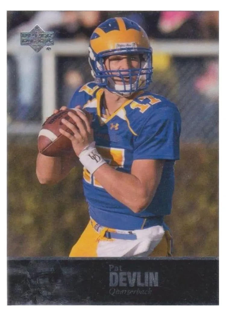 2011 Upper Deck College Legends Pat Devlin #82 card