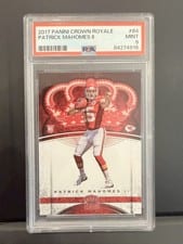 2017 Panini Crown Royale Patrick Mahomes II #84 card