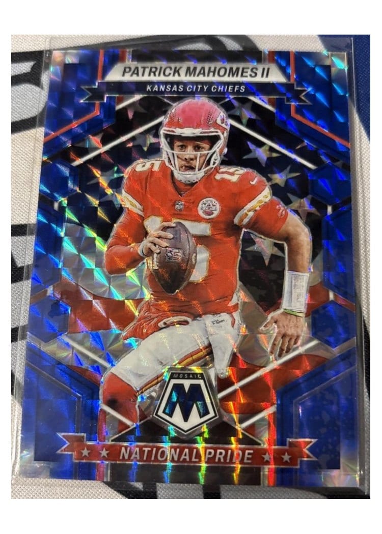 2023 Panini Mosaic Patrick Mahomes II #251 card