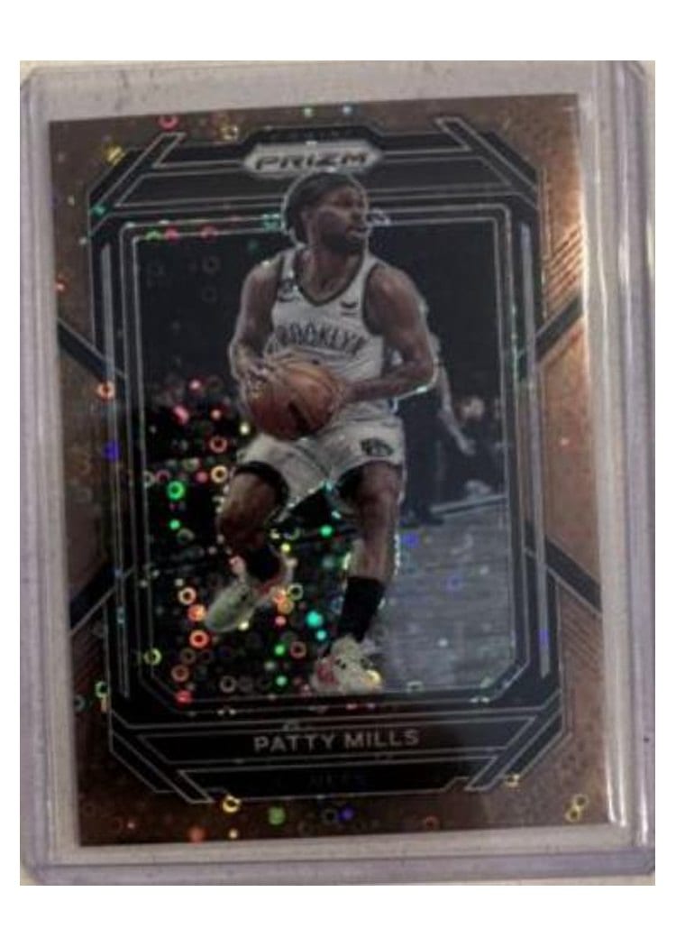 2022-23 Panini Prizm Base Set Patty Mills #18 card