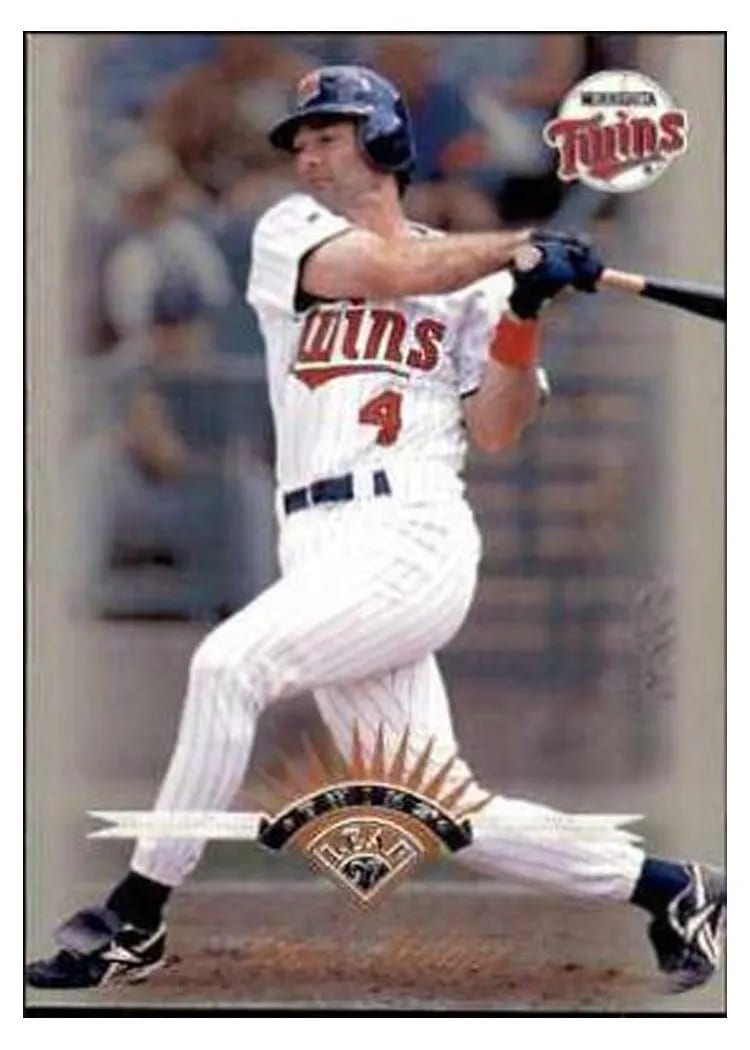 1997 Leaf Paul Molitor #24 card