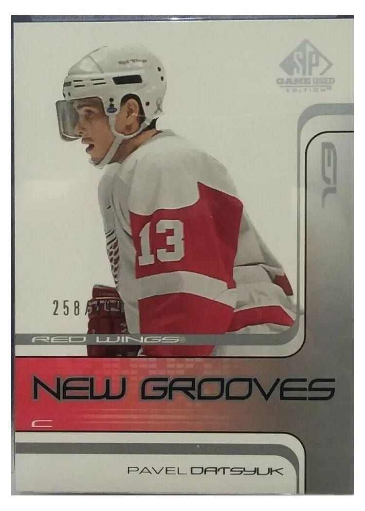 2001 SP Game Used Pavel Datsyuk #75 card