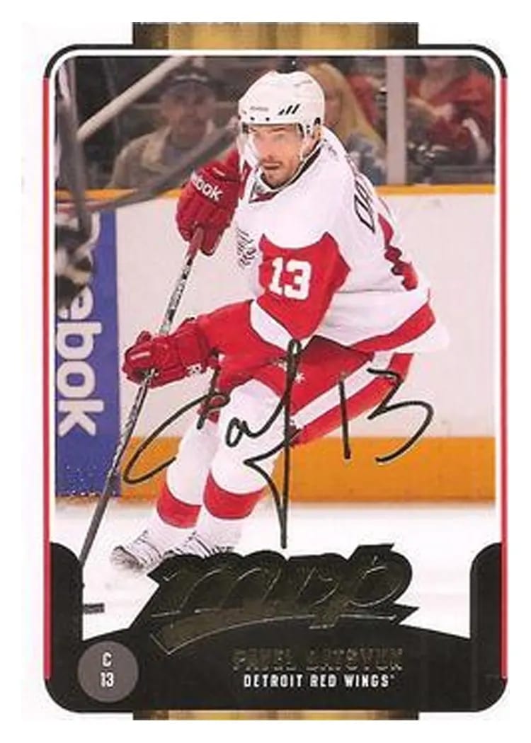 2011 Upper Deck Victory MVP Pavel Datsyuk #32 card