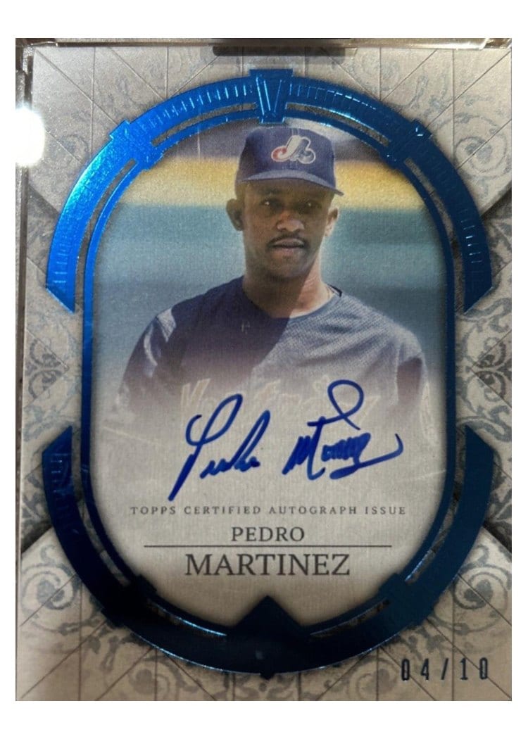 2024 Topps Transcendent Collection Autographs Pedro Martinez Blue #TCA-PMA card