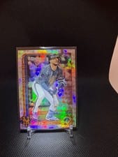 2025 Topps Chrome Logofractor Edition Base Set Pete Alonso #136 card