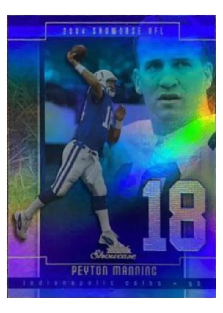2004 Fleer Showcase Peyton Manning #32 card