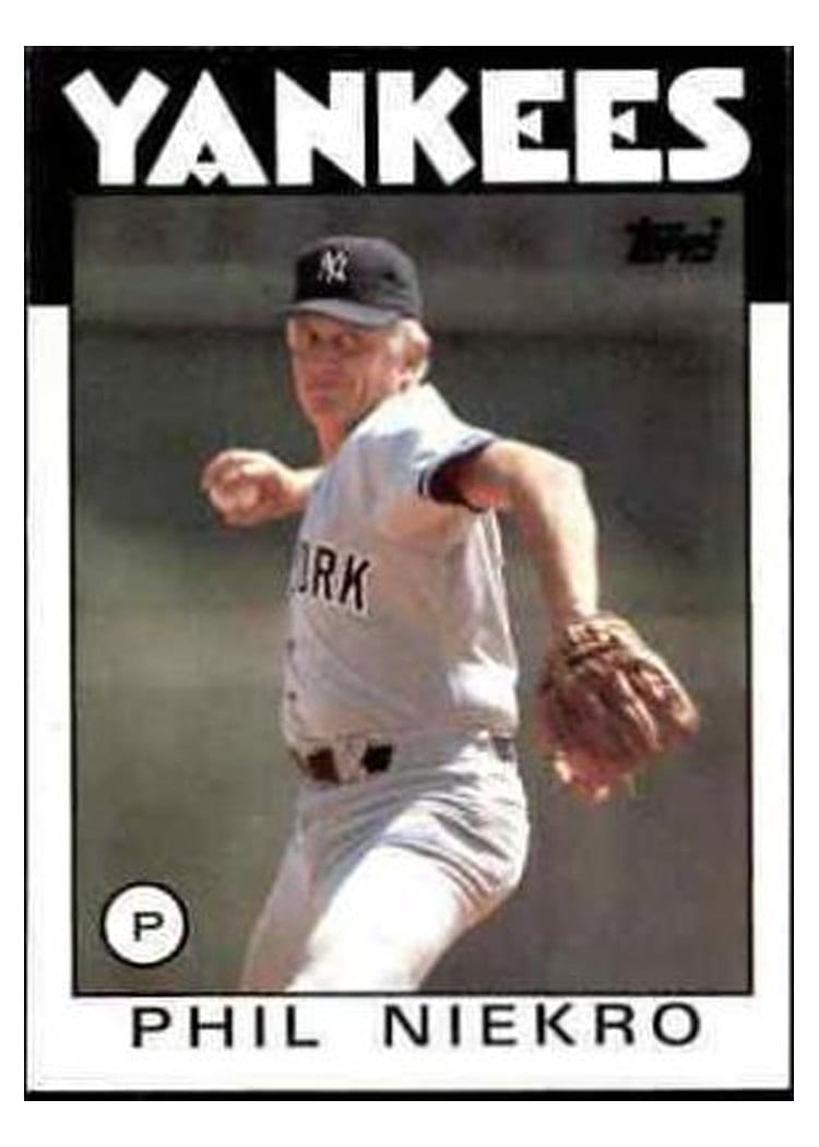 1986 Topps Phil Niekro #790 card