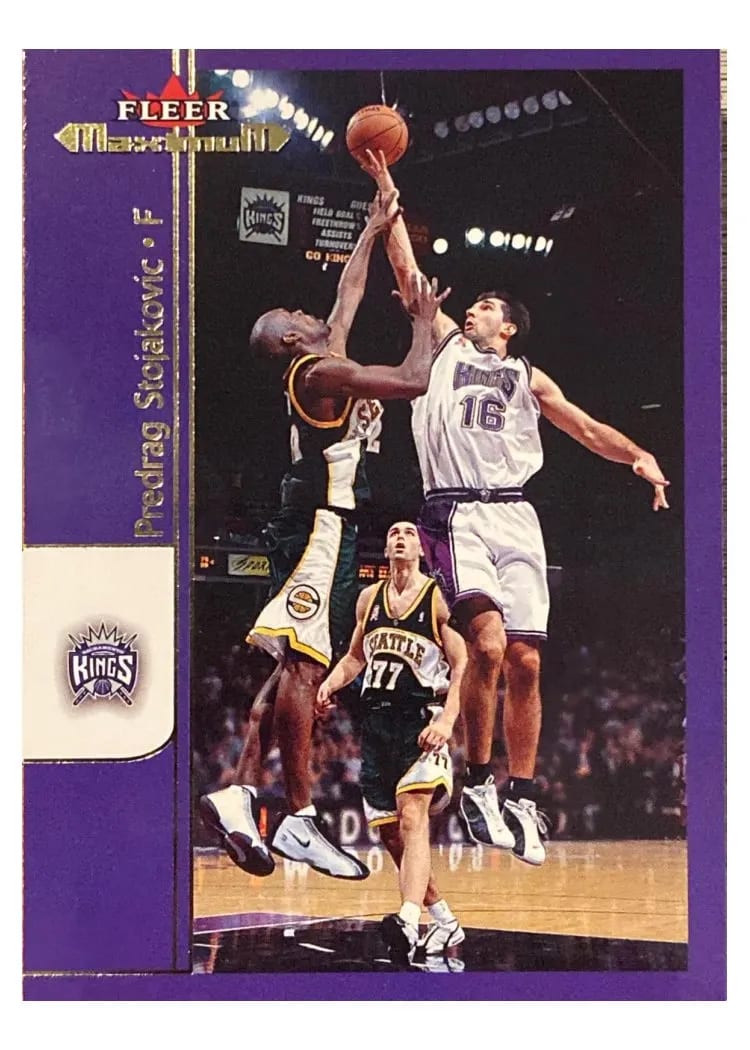 2001 Fleer Maximum Predrag Stojakovic #80 card