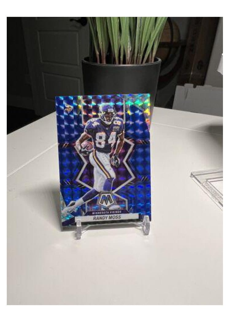 2022 Panini Mosaic Base Set Randy Moss #132 card