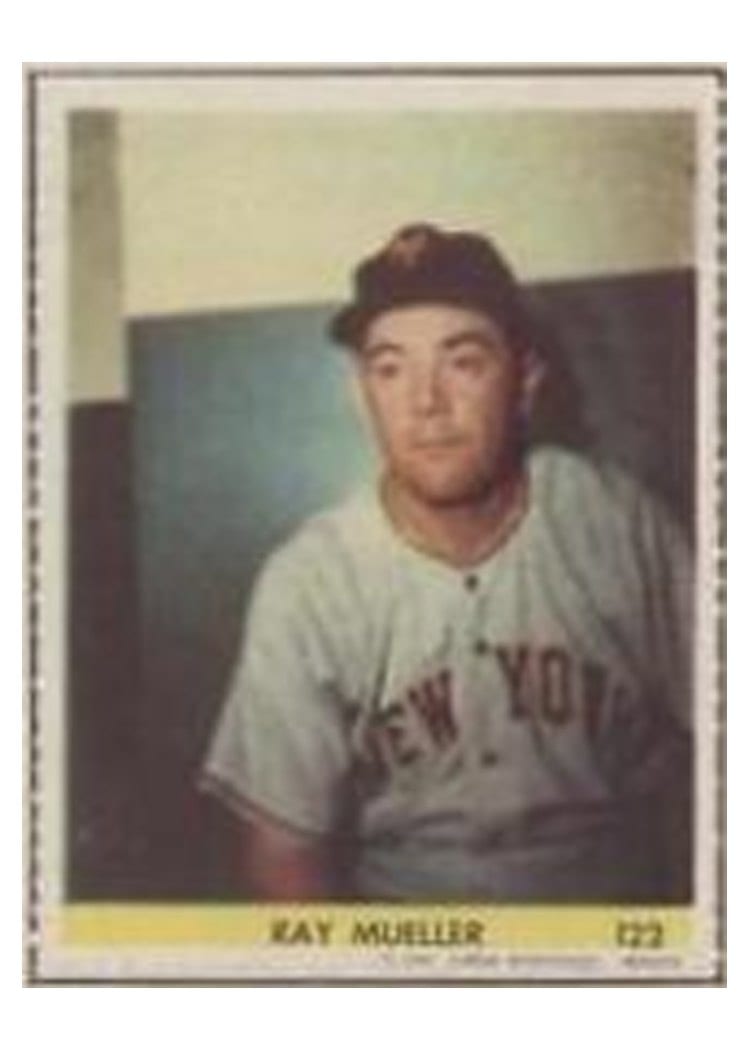 1949 Eureka Sportstamps Ray Mueller #122 card