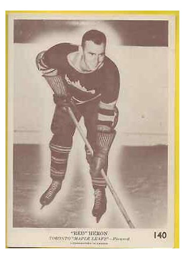 1940 O-Pee-Chee V301-2 'Red' Heron #140 card