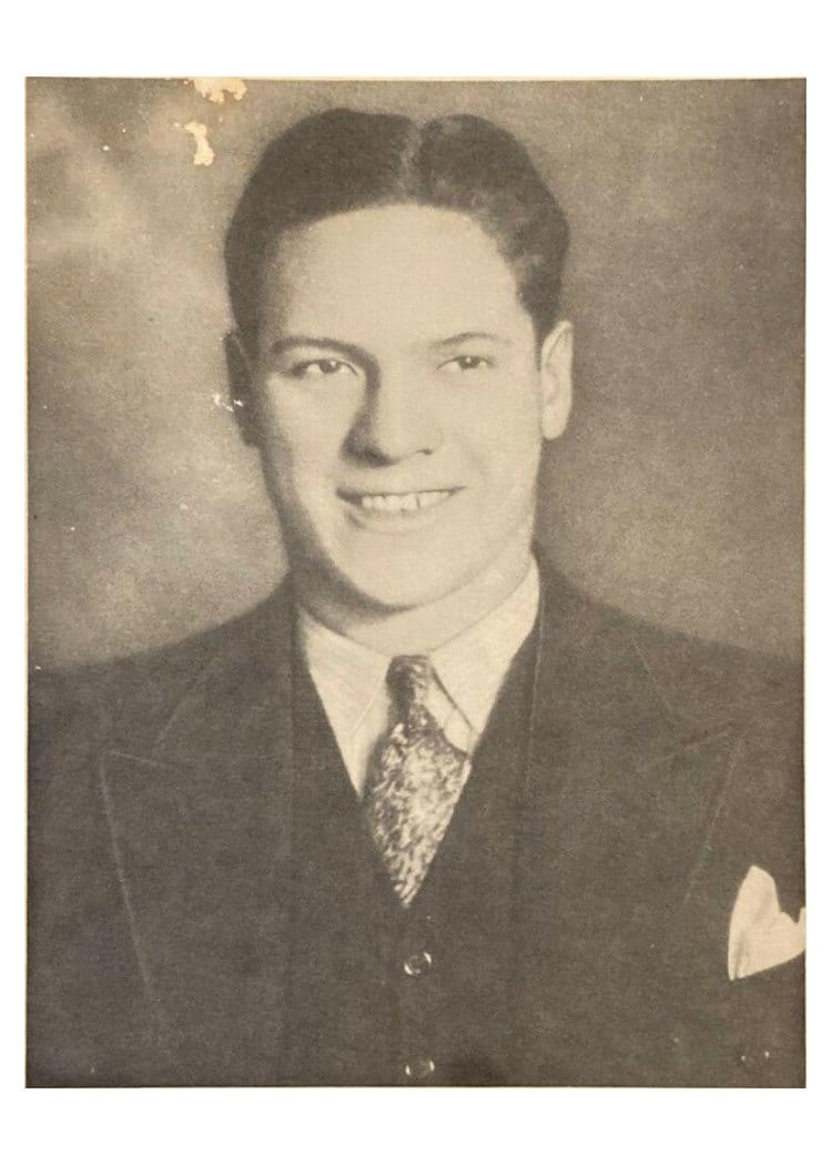 1939 O-Pee-Chee V301-1 'Red' Horner #10 card