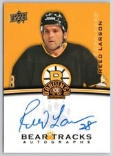 2023-24 Upper Deck Boston Bruins Centennial Bear Tracks Autographs Reed Larson #BT-RL card