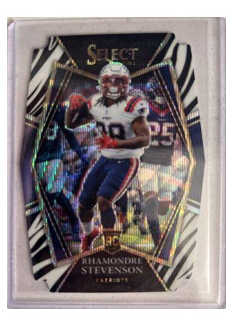 2021 Panini Select Base Set Rhamondre Stevenson #175 card