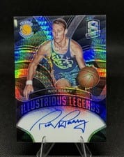 2021-22 Panini Spectra Illustrious Legends Signatures Rick Barry #ILS-RBA card