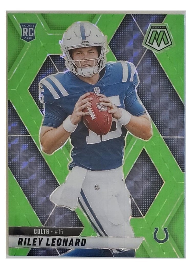 2025 Panini Mosaic Base Set Riley Leonard #372 card