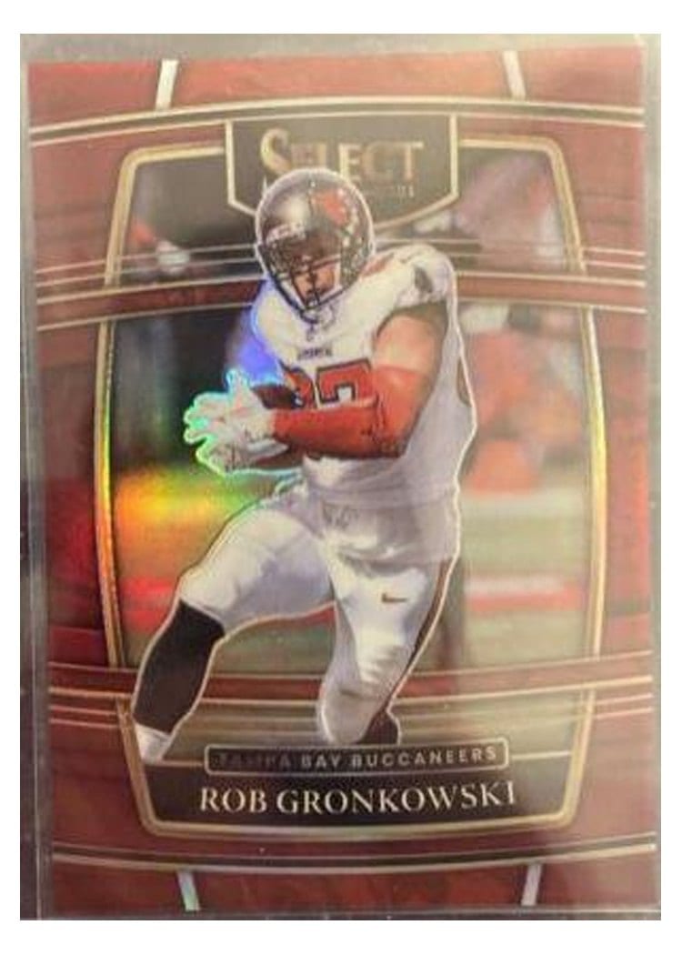 2021 Panini Select Base Set Rob Gronkowski Maroon #32 card