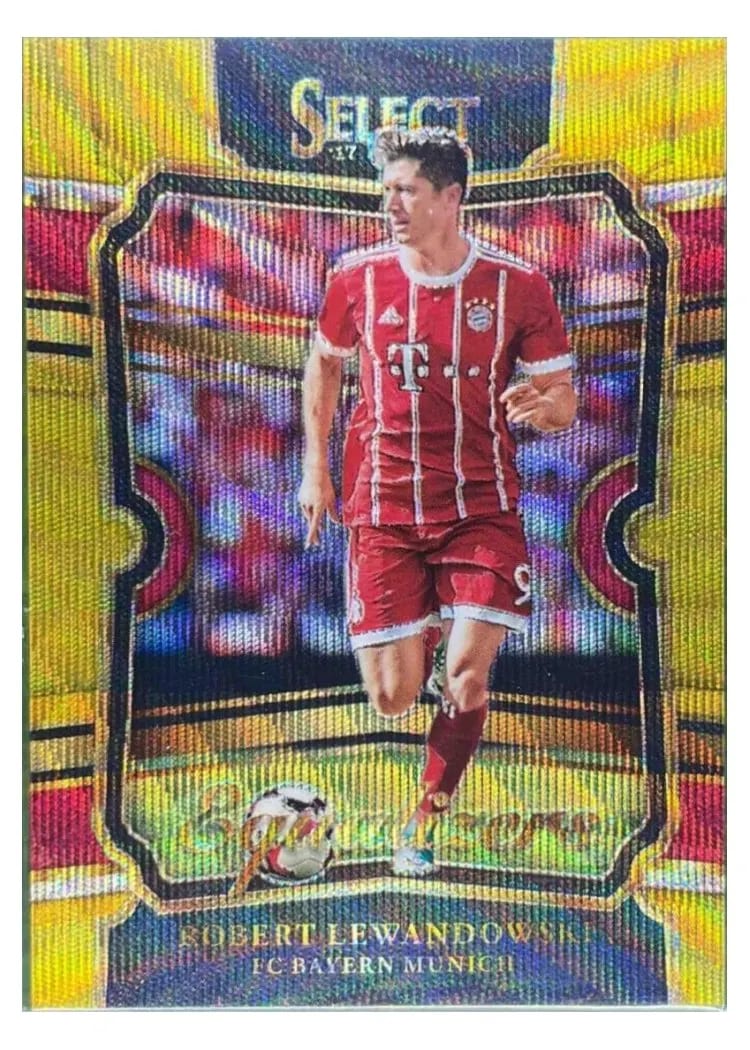 2017 Panini Select Equalizers Robert Lewandowski #EQ-1 card