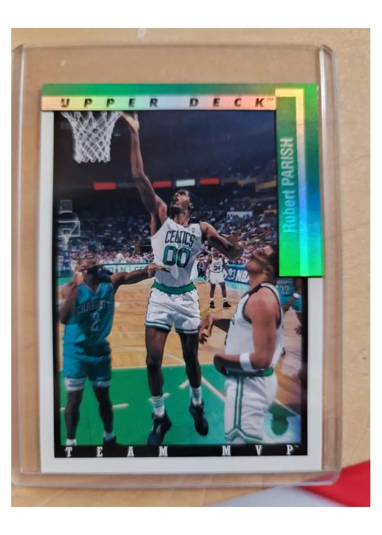 1993 Upper Deck Team MVP's Robert Parrish #TM2 card