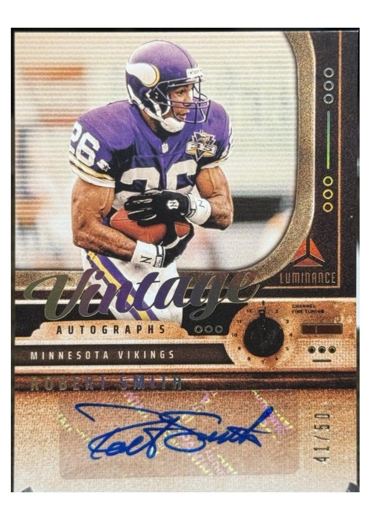 2025 Panini Luminance Vintage Autographs Robert Smith #6 card