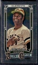 Roberto Clemente 2025 Topps Allen & Ginter Mini Chrome card