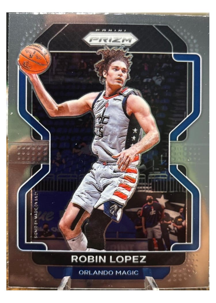 2021-22 Panini Prizm Base Set Robin Lopez #34 card