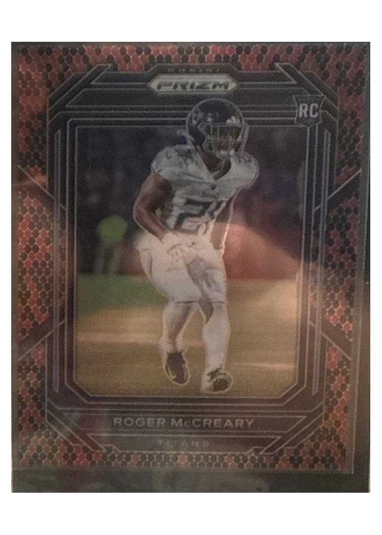 2022 Panini Prizm Base Set Roger McCreary Snakeskin #382 card