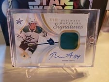 2021-22 Upper Deck Ultimate Collection Ultimate Material Signatures Roope Hintz #UMS-RH