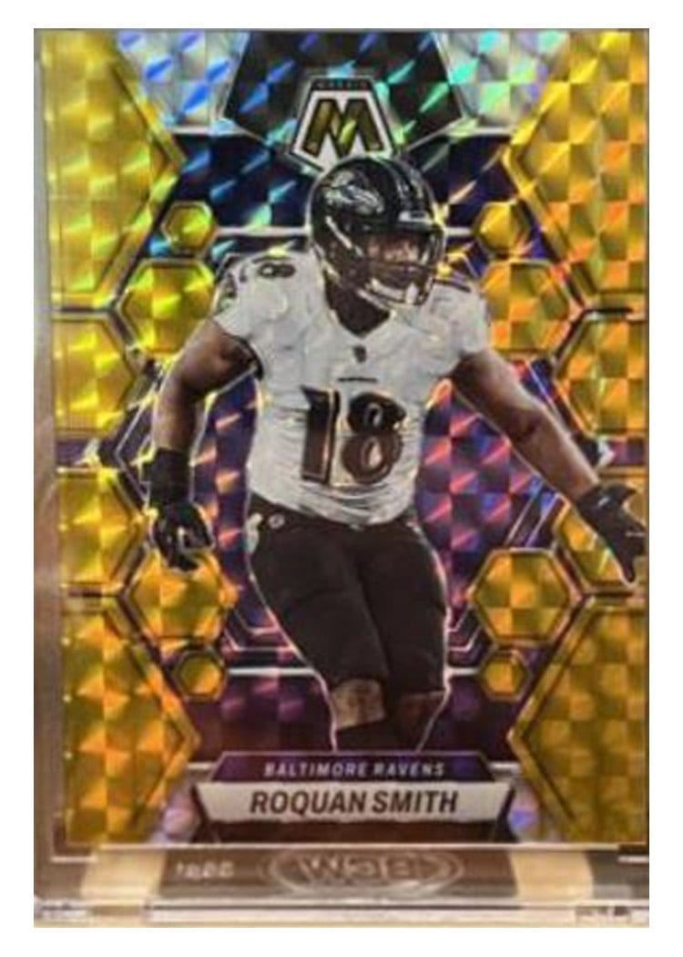 2022 Panini Mosaic Base Set Roquan Smith Gold #37 card