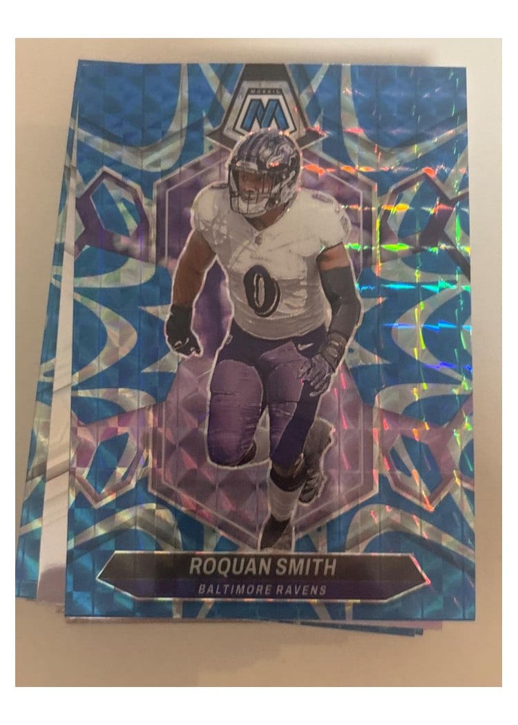 2024 Panini Mosaic Base Set Roquan Smith #19 card