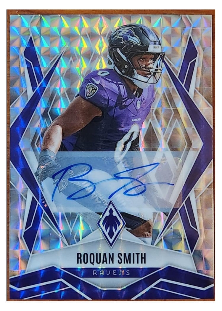 2025 Panini Phoenix Base Set Roquan Smith Pyramids Autograph #96 card