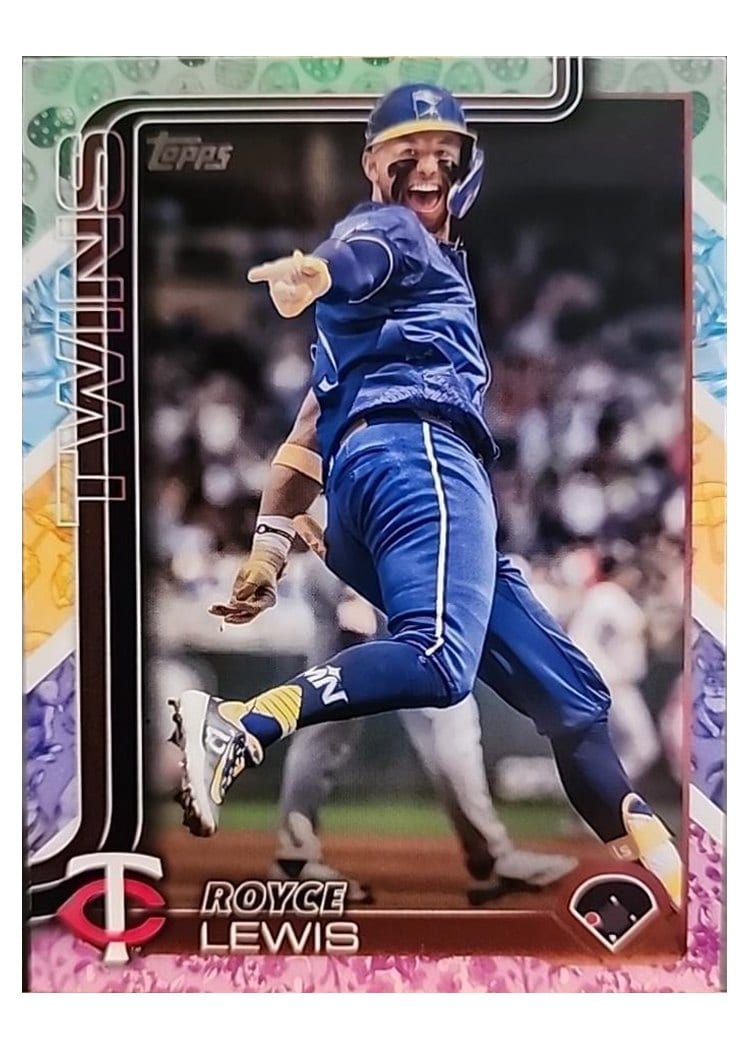 2025 Topps Base Set Royce Lewis Holiday #59 card