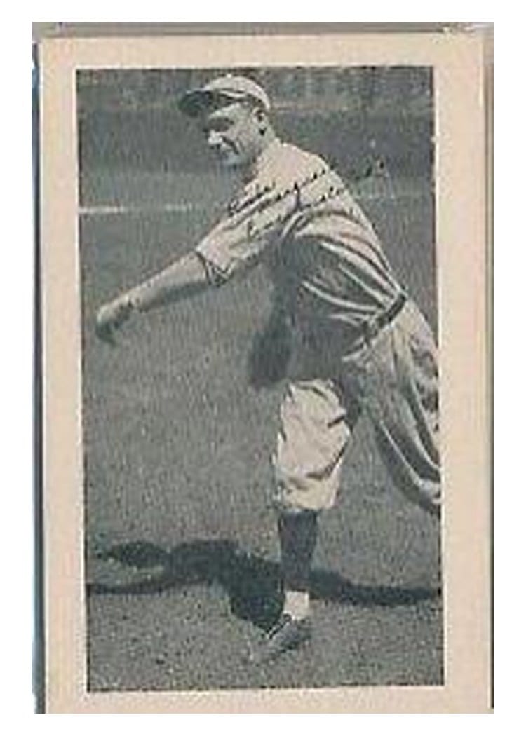 1922 W575 2 Rube Marquard Hand Cut card
