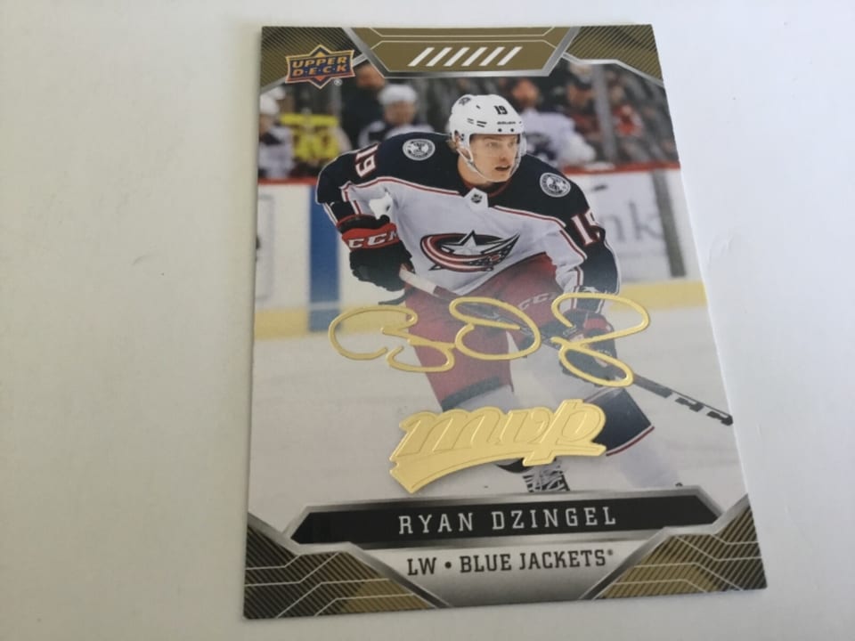 2019 Upper Deck MVP Ryan Dzingel #145 card