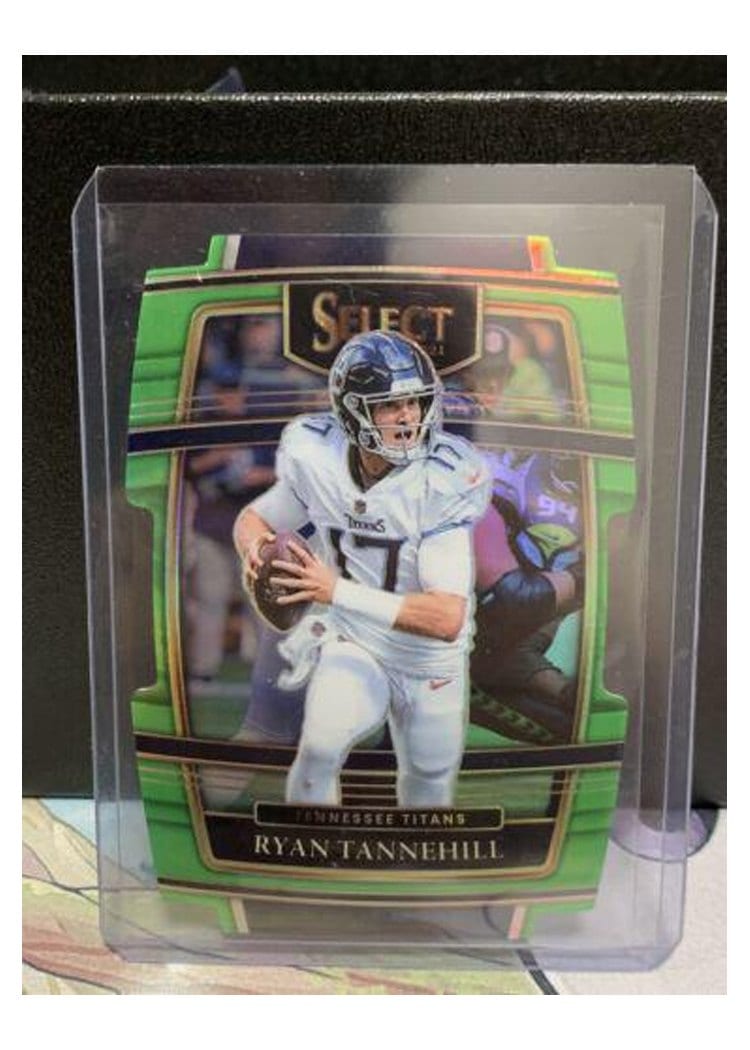 2021 Panini Select Base Set Ryan Tannehill Green #33 card