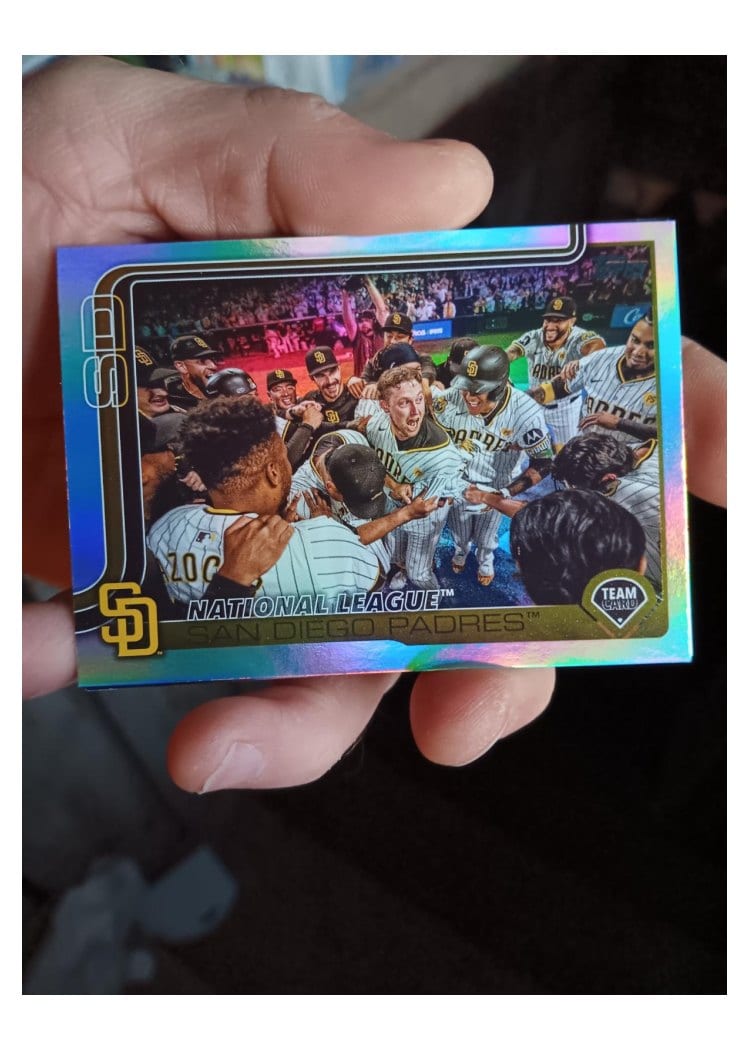 2025 Topps Base Set San Diego Padres #39 card