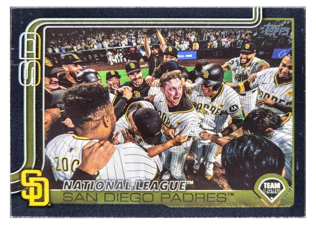 2025 Topps Base Set San Diego Padres #39 card