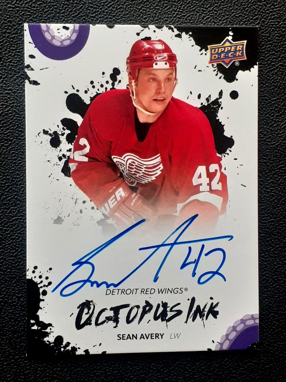 2025-26 Upper Deck Detroit Red Wings Centennial Octopus Ink Sean Avery #OI-SA card
