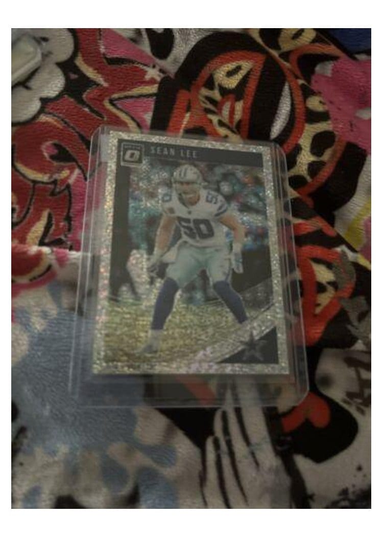 2018 Donruss Optic Base Set Sean Lee #29 card