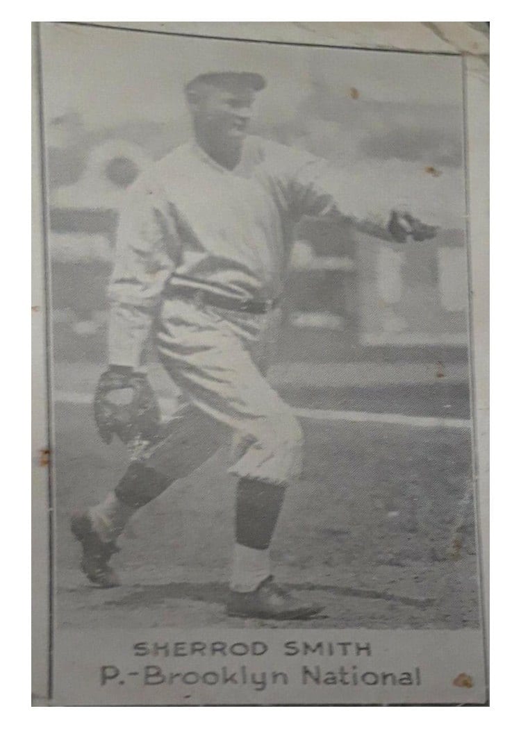 1921 E220 National Caramel Sherrod Smith card