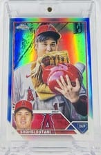 2023 Topps Chrome Shohei Ohtani #17 card