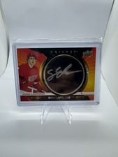 2023-24 Upper Deck Trilogy Rookie Signature Pucks Simon Edvinsson #RSP-SE