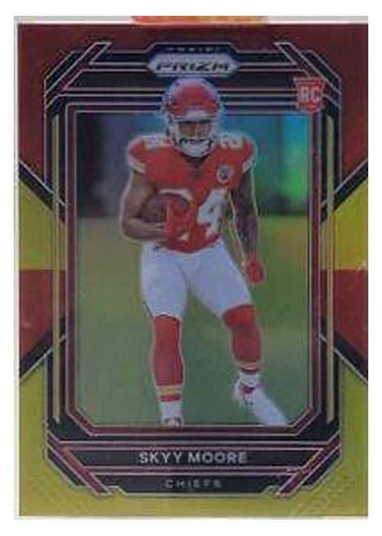 2022 Panini Prizm Base Set Skyy Moore #331 card