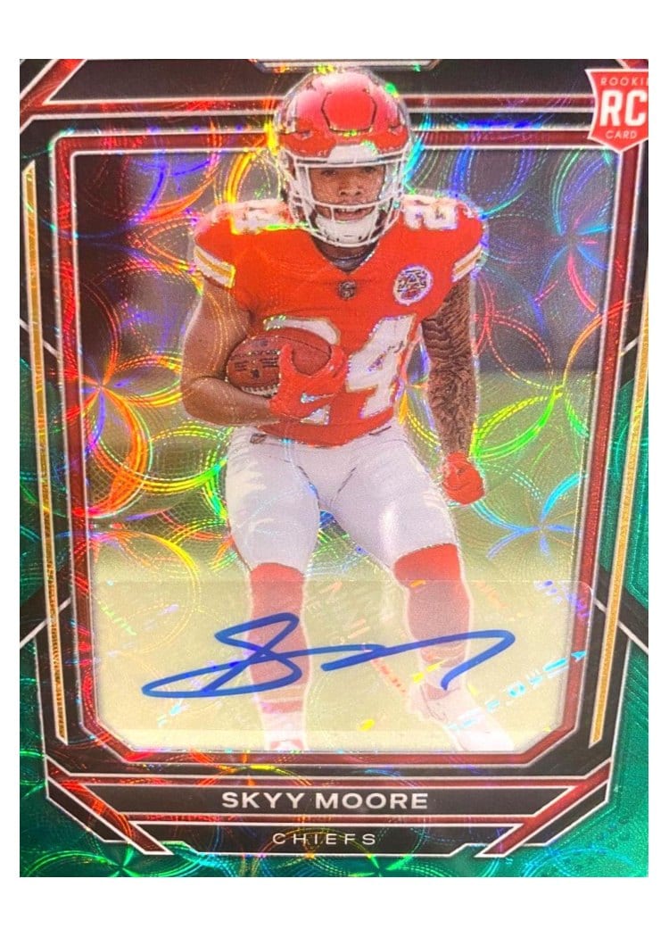 2022 Panini Prizm Base Set Skyy Moore #331 card