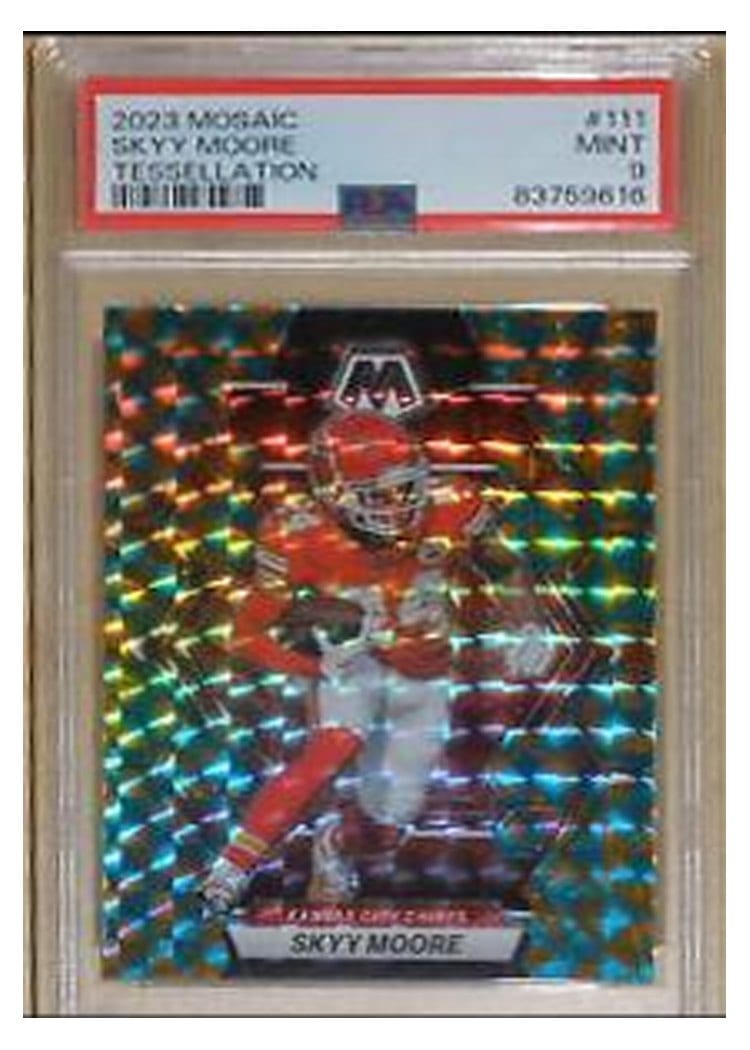 2023 Panini Mosaic Base Set Skyy Moore #111 card