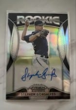 2019 Panini Prizm Rookie Autographs Stephen Gonsalves #RA-SG card