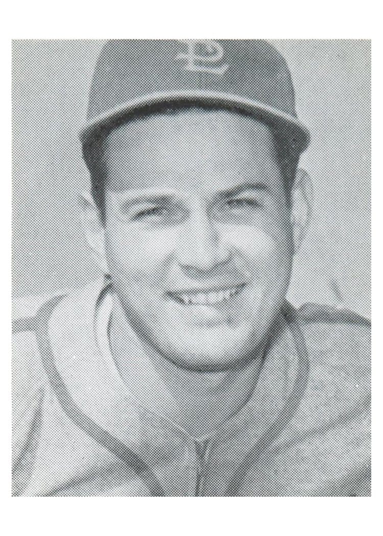 1941 St. Louis Cardinals Team Issue Steve Mesner card